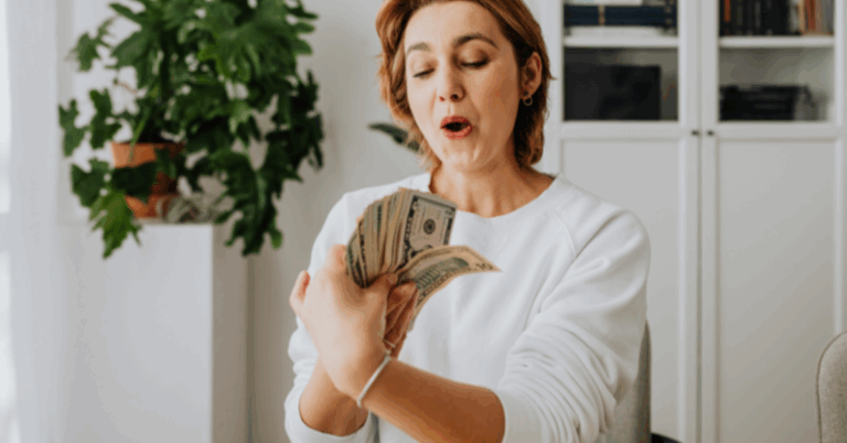 Understanding Licensed Money Lenders in Singapore: A Comprehensive Guide